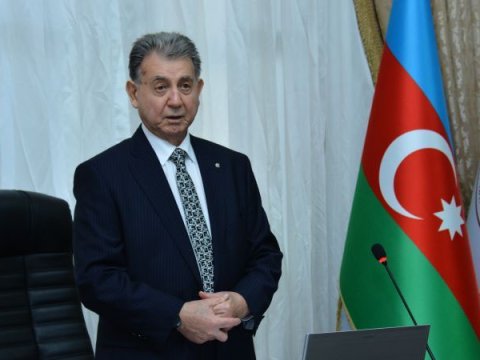 Akif Əlizadənin istefa ərizəsi qəbul olundu  