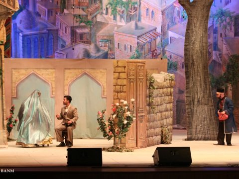 Bakı Ali Neft Məktəbinin tələbələri “O olmasın, bu olsun” operettasını səhnələşdirdi   