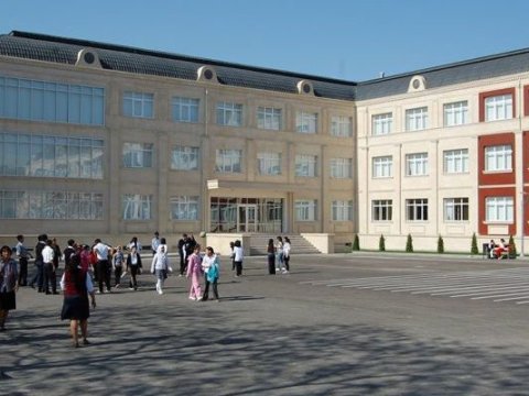 Məktəbdəki narazılığa aydınlıq gətirildi 