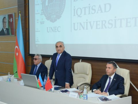 UNEC-də “Bir kəmər bir yol: Azərbaycan iqtisadiyyatı üçün nələr vəd edir?” mövzusunda tədbir