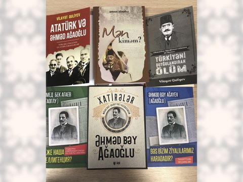 Səfirin kitabxanaya hədiyyəsi