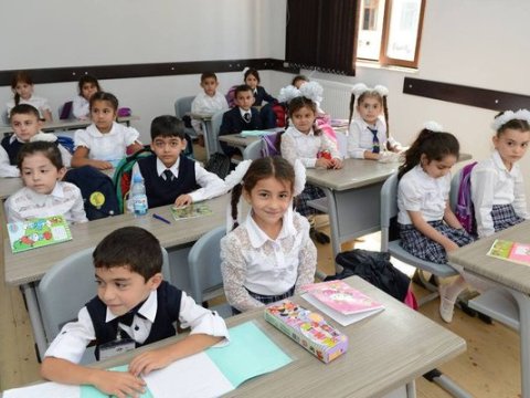 Valideynlərin nəzərinə: Şagirdin elektron yerdəyişməsi üçün bu sənədlər lazımdır