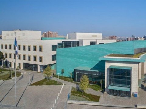 ADA Universiteti hüquq proqramı üzrə müəllim axtarır