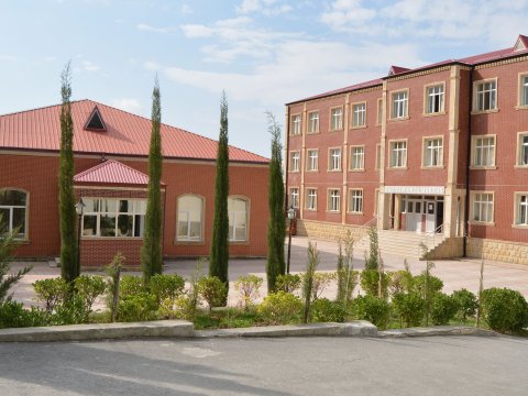 188 yaşlı məktəbdən FOTOSESSİYA  