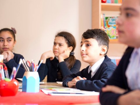 Orta məktəblərdəki bu qədər dərnək rəhbəri orta təhsillidir – Rəsmi statistika  