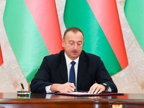 Prezident Təhsil Nazirliyinə pul ayırdı