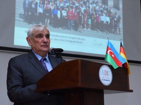 Universitetdə  Alman Bundestaqının Beynəlxalq Parlament Təqaüdünün təqdimatı keçirilib