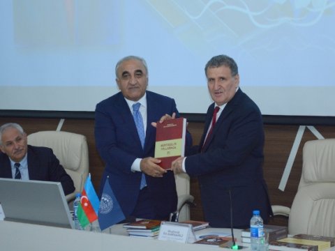 UNEC-də akademik Məmməd Cəfər Cəfərovun 110 illik yubileyi qeyd edilib