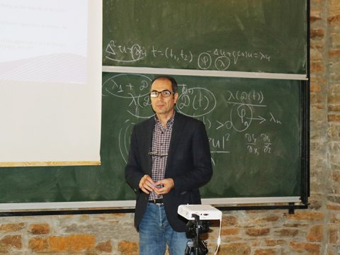 Azərbaycan Universitetinin prorektoru beynəlxalq riyaziyyat məktəbində mühazirə oxuyub