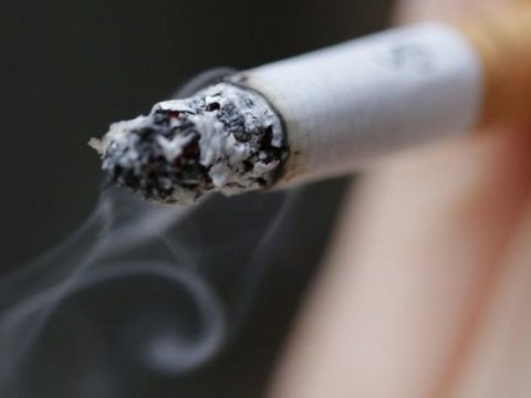 Alimlər siqaret çəkməklə şizofreniya arasında bağlılıq aşkarladılar – TƏDQİQAT