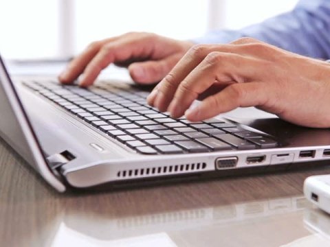 “Qəbul imtahanlarına informatika fənni əlavə olunmalıdır” - TƏKLİF