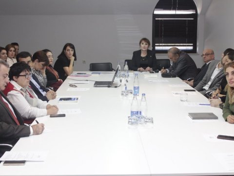 İçərişəhərdə Dövlət Bayraq Günü münasibətilə elmi-praktiki konfrans təşkil edilib
