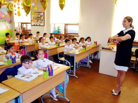 Hazırlıq keçməyən birincilərin məktəbdə yaratdıqları problemlər-Müəllimlərin baş bəlası