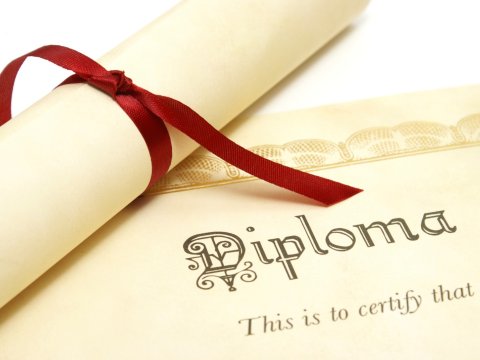 Xarici universitet diplomlarının tanınmasında kimlərə xüsusi güzəştlər edilir?