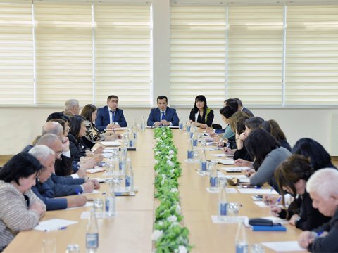  Nizami rayonu üzrə məktəb seminarları