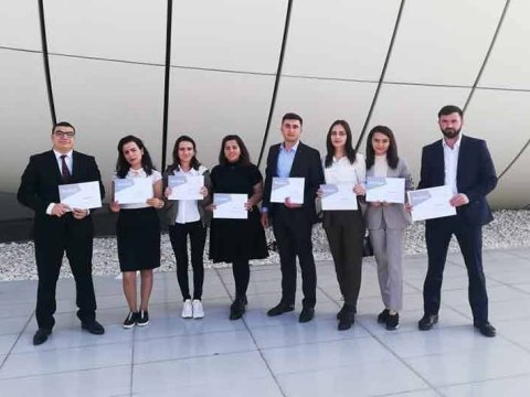 Azərbaycan Universitetinin tələbələri “Heydər Əliyev və Azərbaycan tarixi” bilik yarışında uğurlu nəticə əldə ediblər 