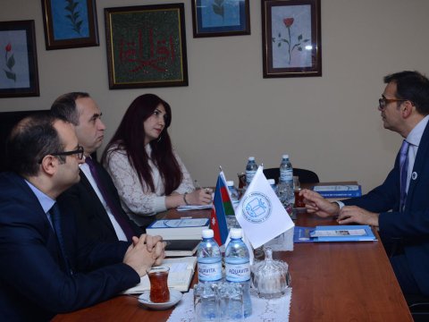 Azərbaycan İlahiyyat İnstitutunda cenevrəli alimlə görüş keçirilib