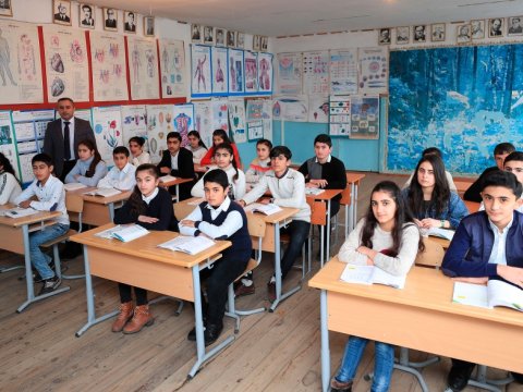 Yüksək bal toplamış lənkəranlı müəllim “Bizim müəllim” layihəsində