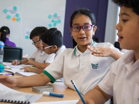  Orta məktəblərdə dərslər yenidən təxirə salındı