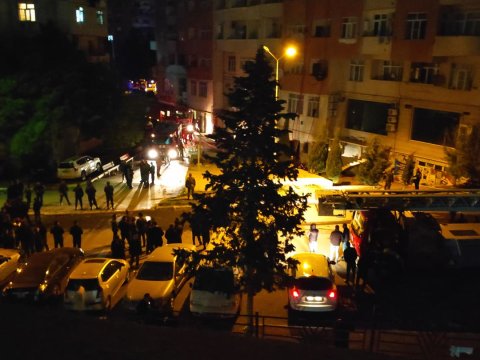 Yanan yaşayış binası sakinlərinə məktəb rəhbərliyi tərəfindən köməklik göstərilib