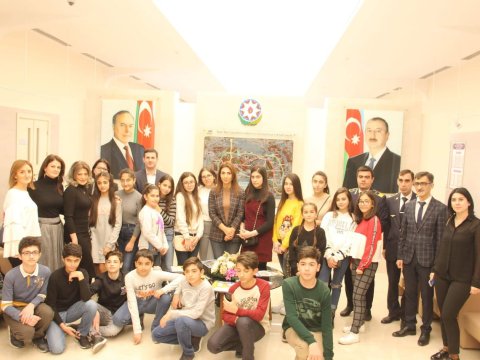 Şagirdləri “Bakı Metropoliteni”nə apardılar - FOTOLAR