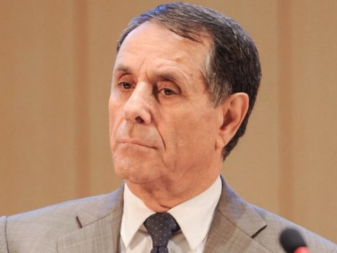 Novruz Məmmədov bu universitetə prorektor GƏTİRİLİR