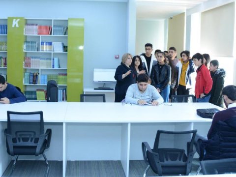 “UNEC-də 1 gün”
