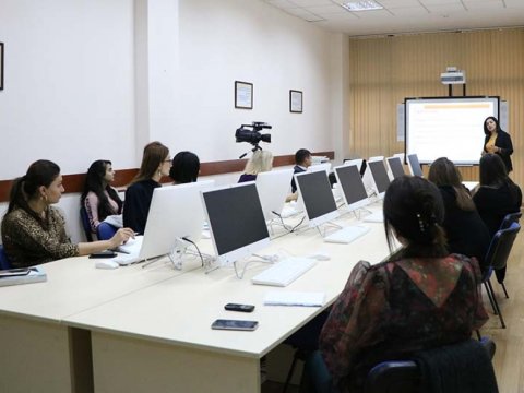 Azərbaycan Universitetində elmi məqalələrin hazırlanması qaydalarına həsr olunan növbəti seminar