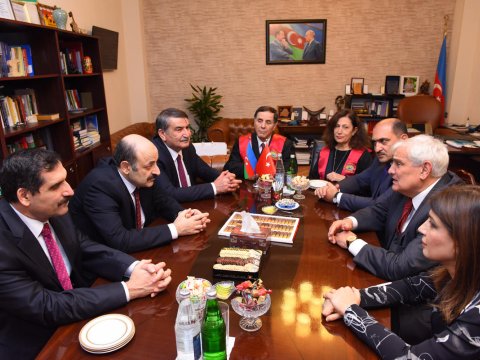 ADU-da Türkiyə Araşdırmaları Mərkəzi fəaliyyətə başlayıb (FOTO)