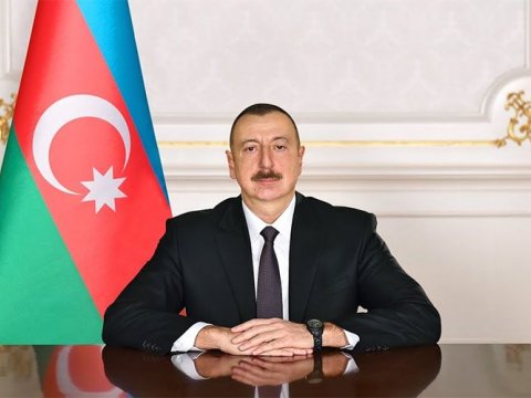 Prezident İlham Əliyev BDU-nun 100 illiyi münasibətilə keçirilən mərasimdə iştirak edir  