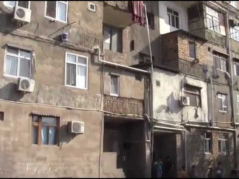 Bərbad vəziyyətdə olan tələbə yataqxanaları: çıxış yolu nədədir? - TƏKLİFLƏR