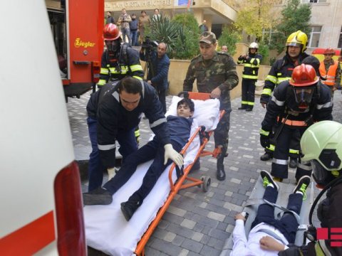 FHN məktəbdə yanğın təhlükəsizliyinə dair təlim keçirib 