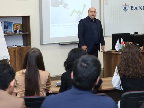 Birinci vitse-prezidentin köməkçisi  Bakı Ali Neft Məktəbində master-klass keçib