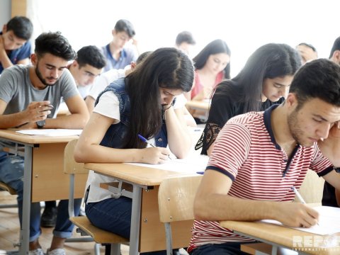 Bakıdakı şagirdlərin 3 elm sahəsi üzrə qazandığı biliklər qiymətləndirilib