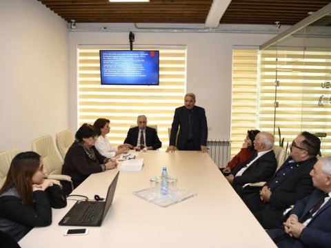 “Sedimentologiyanın əsasları” kitabının təqdimatı olub