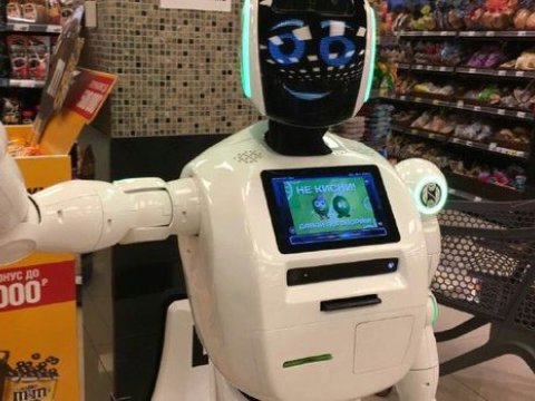 Yaponiyada robot ilk dəfə olaraq dükanda alış-verişə kömək edəcək