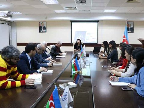 Azərbaycan Universitetində Mişel Fukonun “Sözlər və nəsnələr” kitabının təqdimatı olub