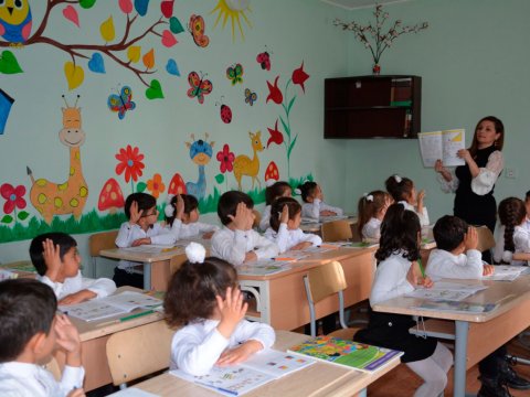 “Məktəbimizdə” – fotorubrika