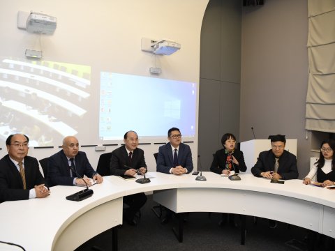ADNSU-nun rektoru Çinin Lançjou Neft-kimya kollecinin nümayəndə heyəti ilə görüşüb