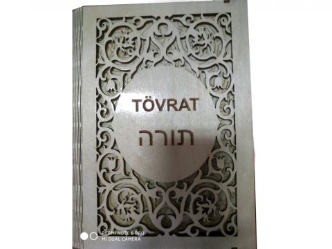 Şərqşünaslıq İnstitutunun əməkdaşı “Tövrat”ı orijinaldan Azərbaycan dilinə tərcümə edib