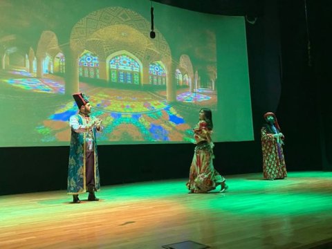 UNEC tələbələrinin “Nəsimi” tamaşası Ankarada