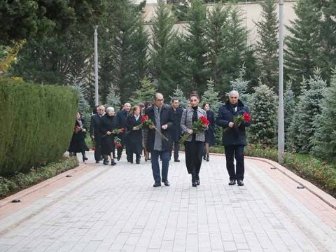 Azərbaycan Universitetində ümummilli lider Heydər Əliyevin xatirəsi yad edilib 