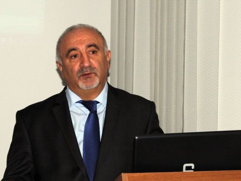 Zoologiya İnstitutunun direktoru: Deyirlər ki, quş adı dəyişməkdən başqa işləri yoxdur