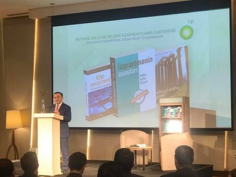 BP dünyanın yüksək keyfiyyətli dərsliklərini Azərbaycan universitetlərinə gətirdi