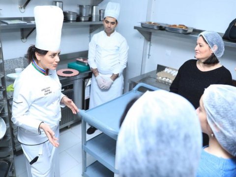 Peşə təmayüllü siniflərin şagirdləri Lənkəranda təcrübə səfərində