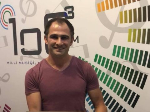 Tanınmış aparıcıdan ÖRNƏK addım - “Aztəminatlı tələbənin təhsilhaqını ödədi”