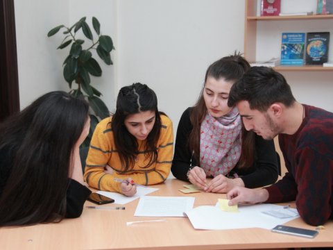 Zaqatalada tələbələrə regionlarda sosial tədqiqat metodlarına dair təlim keçirilib