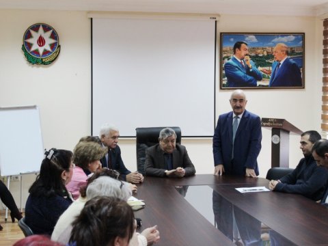 Coğrafiya İnstitutunda Dünya Azərbaycanlılarının Həmrəylik Günü qeyd olunub