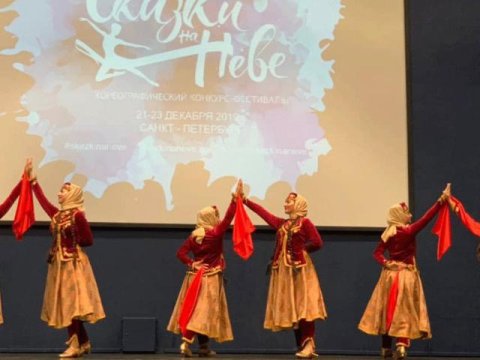 Paytaxt məktəbliləri beynəlxalq festivalda yer tutub