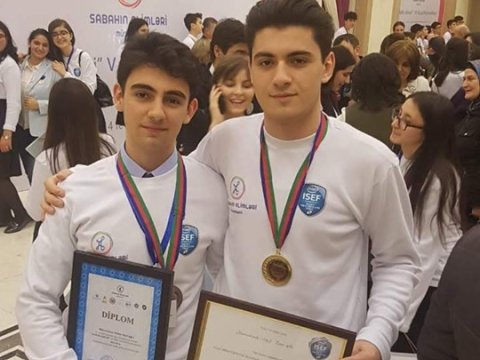 ABŞ-ın ən nüfuzlu, Prezident təqaüdünü qazanan Kamil – “Universitetə heç nə ödəmirəm” –MÜSAHİBƏ